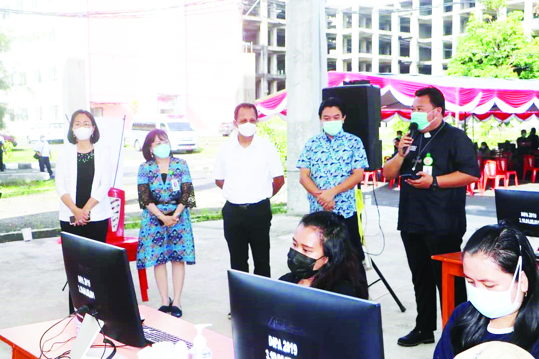 Unsrat Gelar Vaksinasi Covid-19 Tahap Kedua